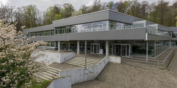 Gebäude des Zentrums für interdisziplinäre Forschung der Universität Bielefeld